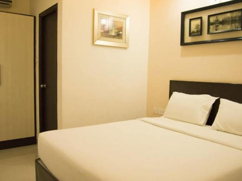 Rd Towers Hotel Csennai Kültér fotó